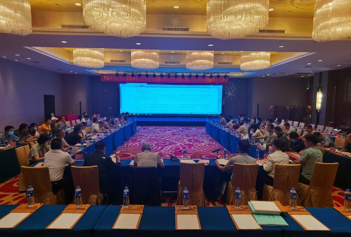 專題報(bào)告審核會(huì)現(xiàn)場（攝影：趙孖瓏）